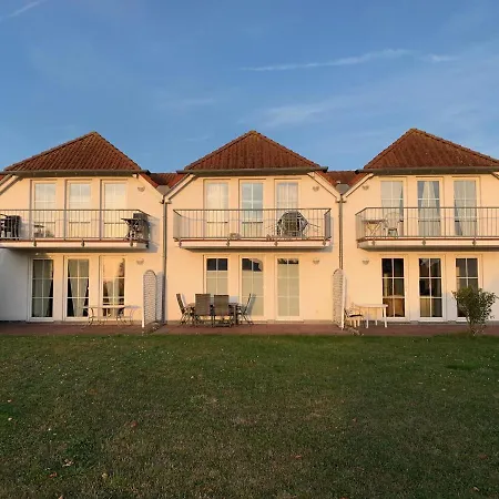 Moderne Ferienwohnung An Der Jasmund-therme Neddesitz