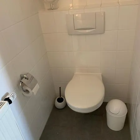 Lägenhet Moderne Ferienwohnung An Der Jasmund-therme