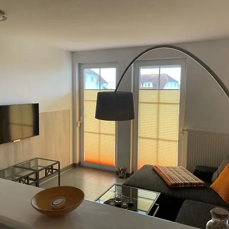 Moderne Ferienwohnung An Der Jasmund-therme Lägenhet
