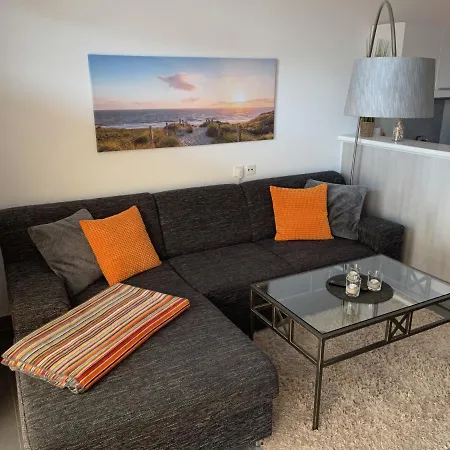 Moderne Ferienwohnung An Der Jasmund-therme